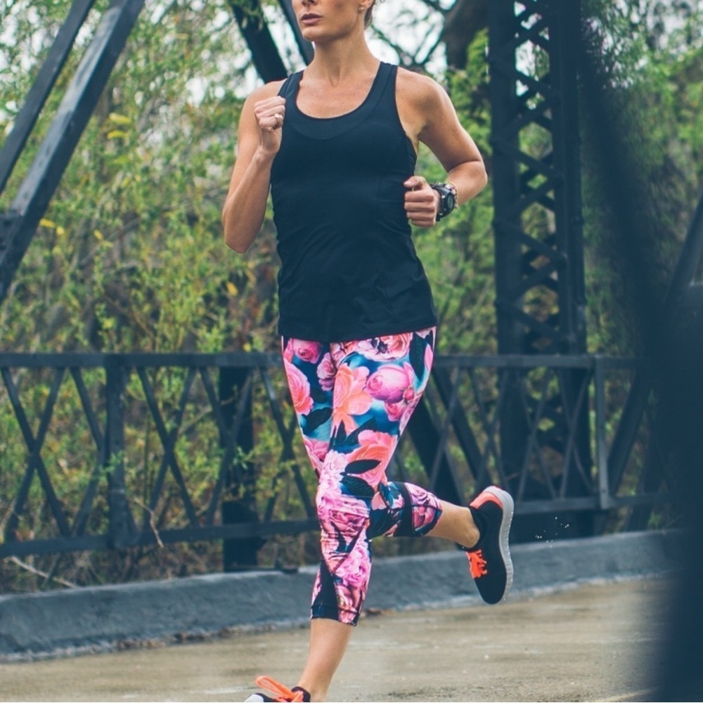 Lululemon Secret Garden Run Inspire Crop Leggings Size 4 - Picture 13 of 13